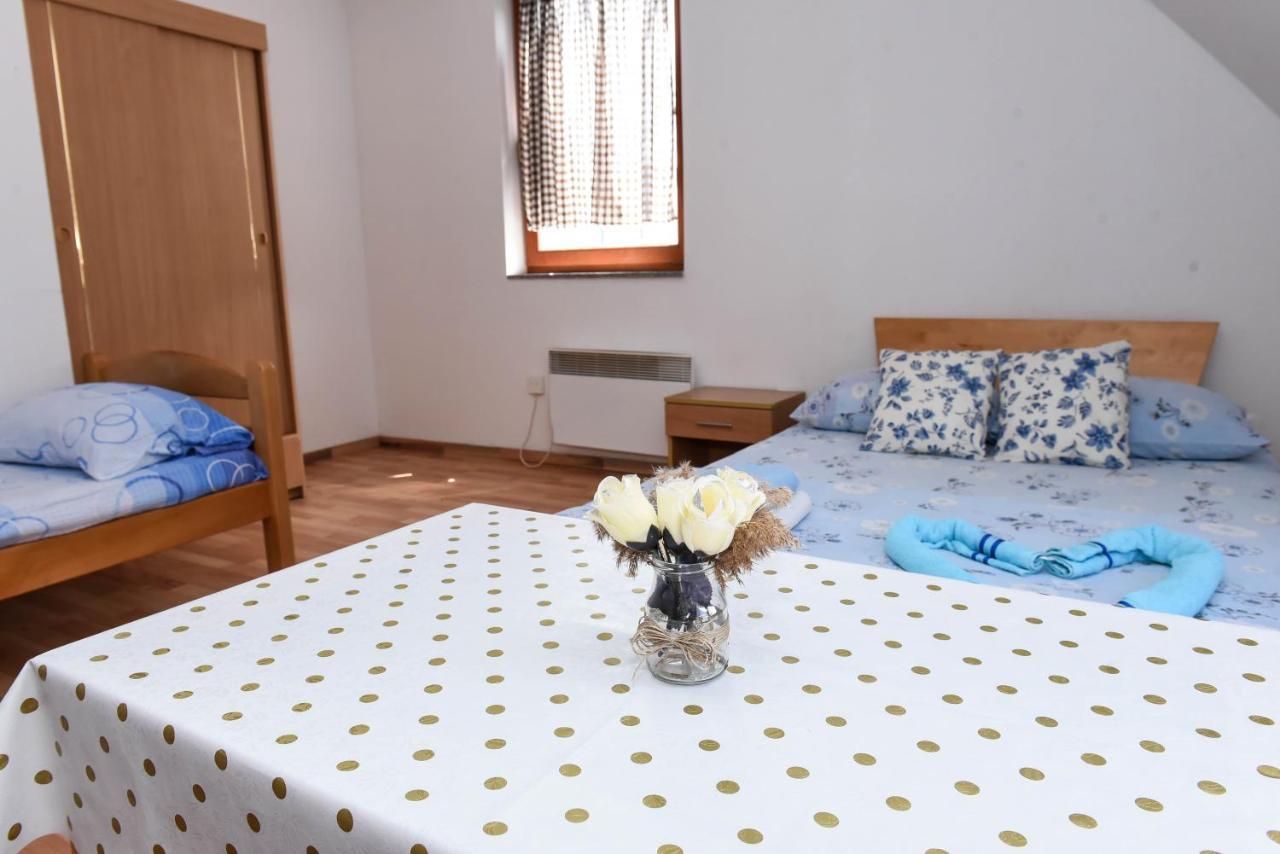 Sobe Sa Kupatilom Jajce Dış mekan fotoğraf