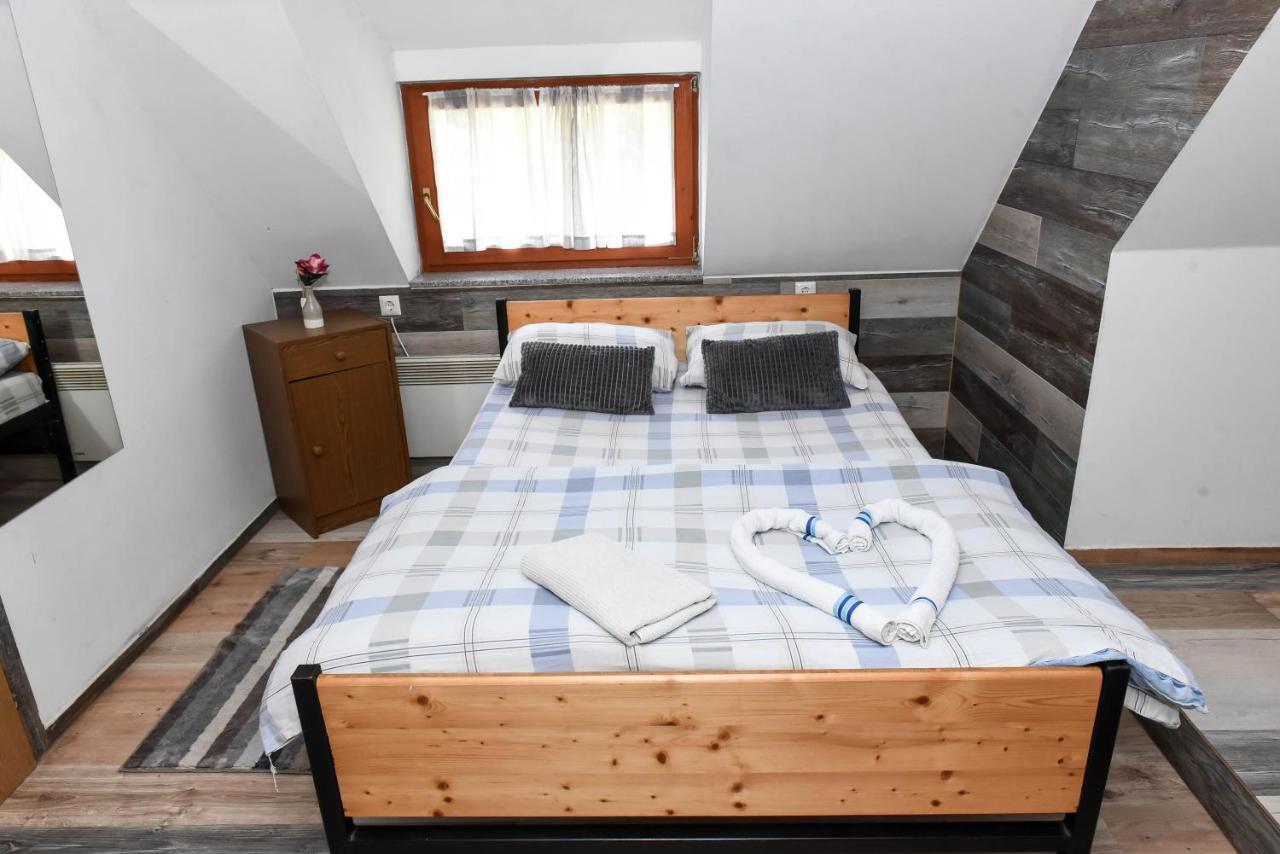 Sobe Sa Kupatilom Jajce Dış mekan fotoğraf