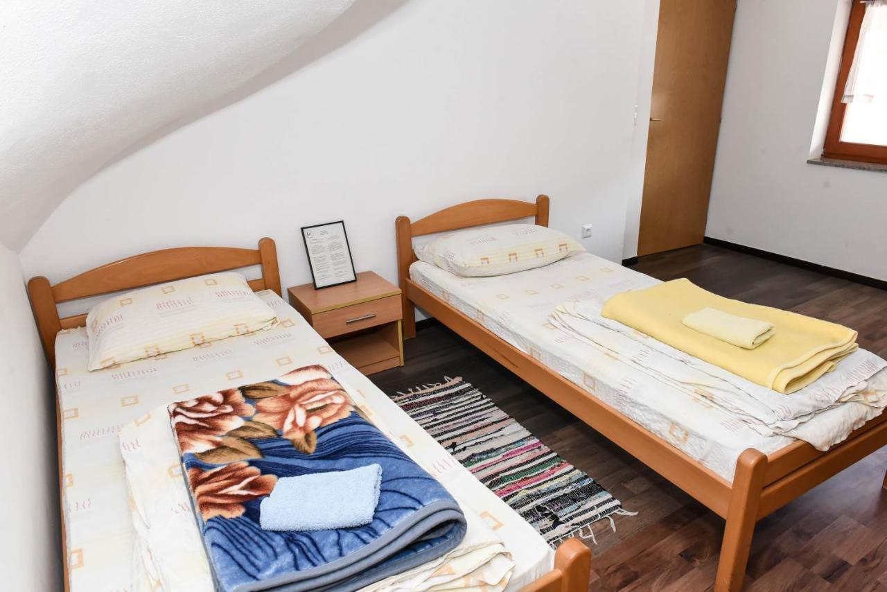 Sobe Sa Kupatilom Jajce Dış mekan fotoğraf