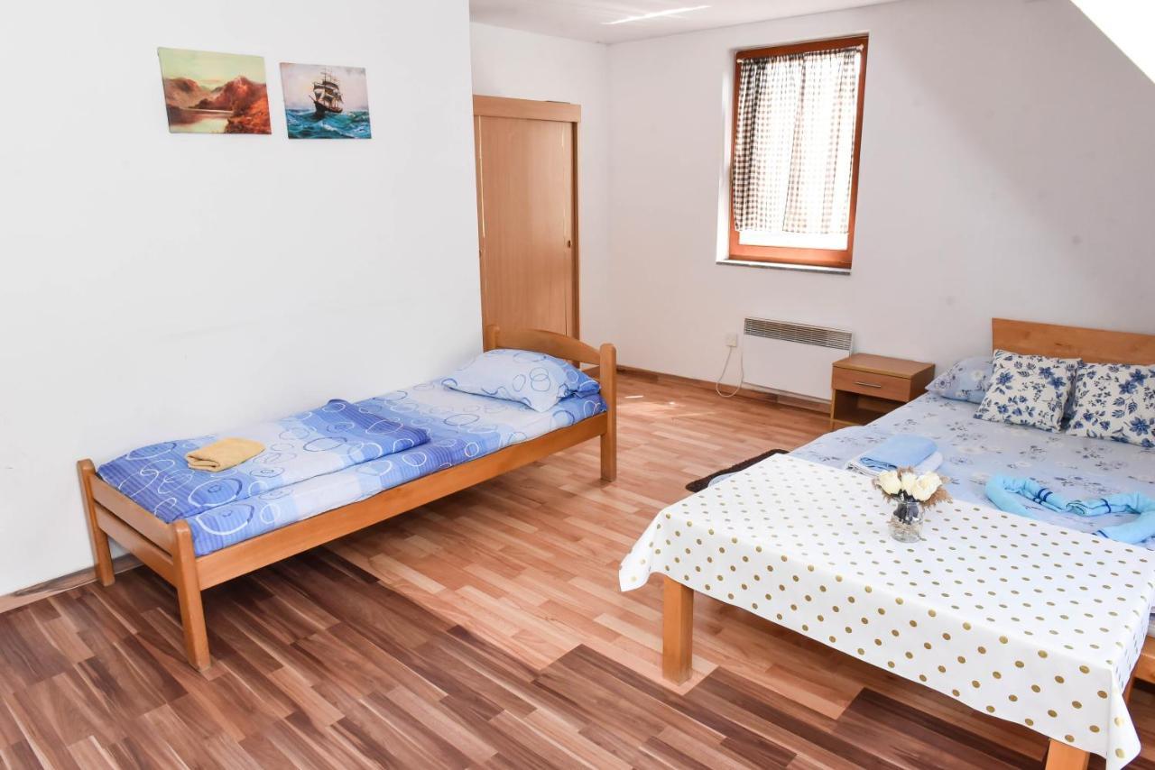 Sobe Sa Kupatilom Jajce Dış mekan fotoğraf