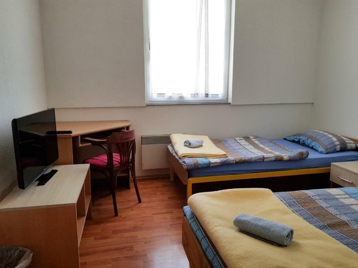 Sobe Sa Kupatilom Jajce Dış mekan fotoğraf